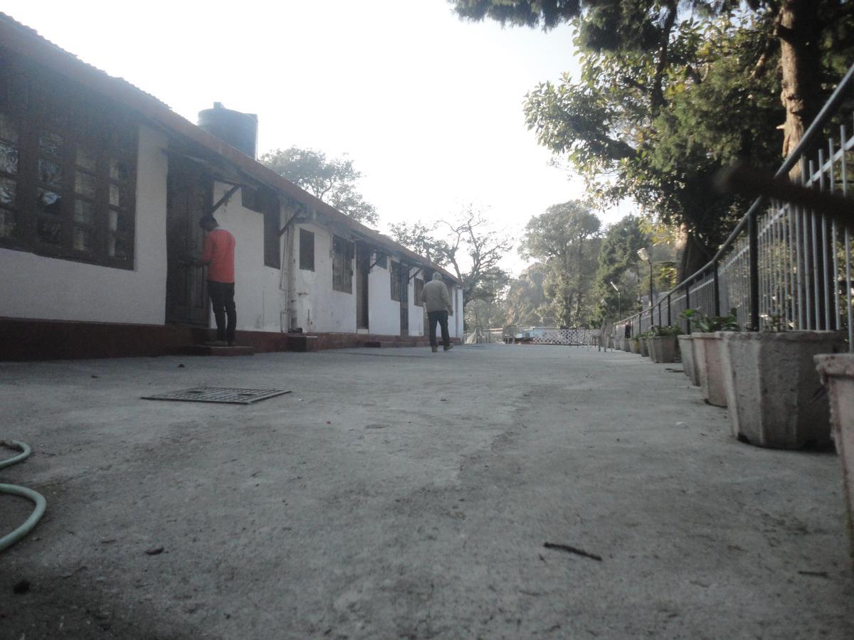 Hotel Walnut Grove Mussoorie Zewnętrze zdjęcie