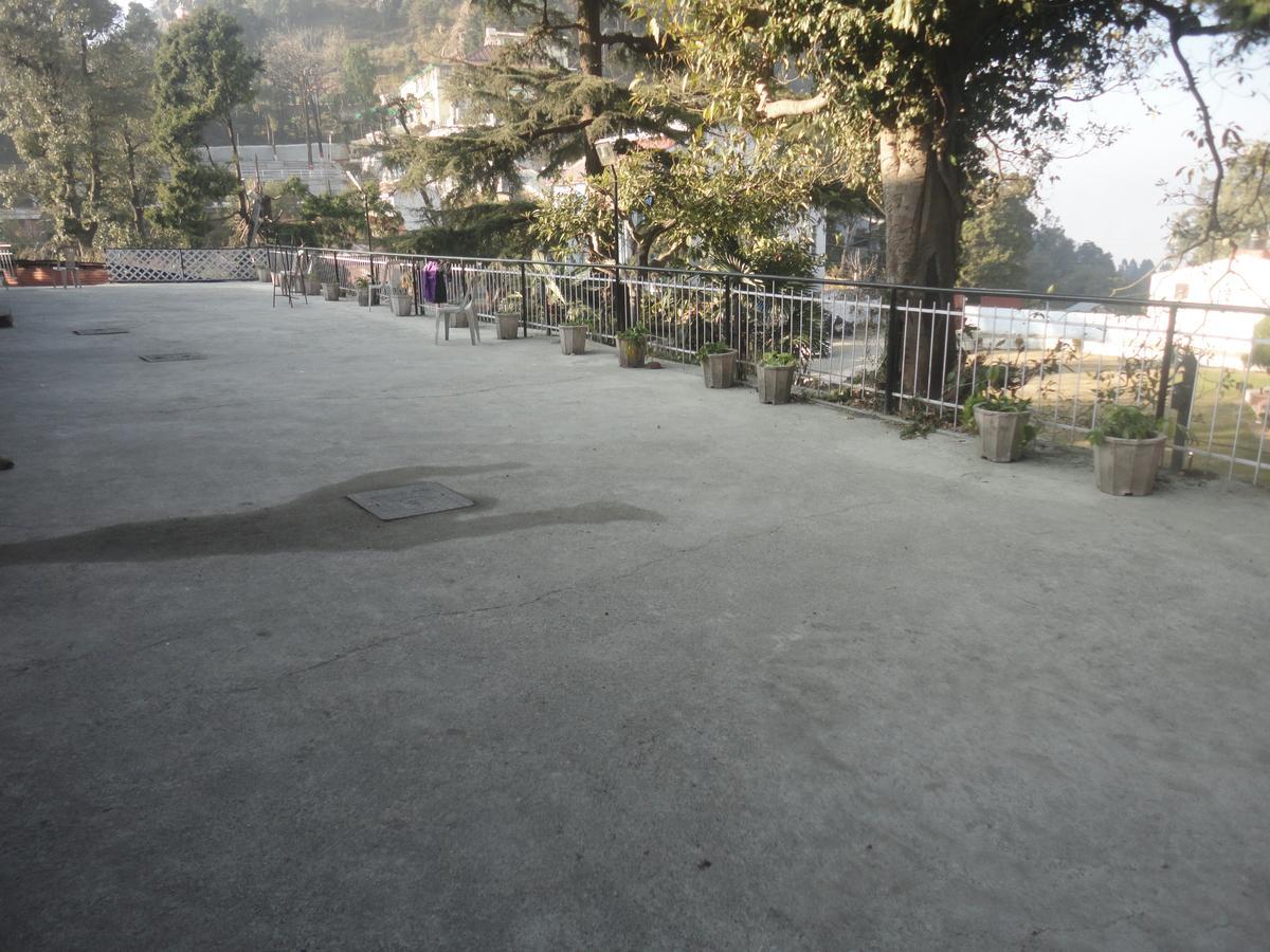 Hotel Walnut Grove Mussoorie Zewnętrze zdjęcie